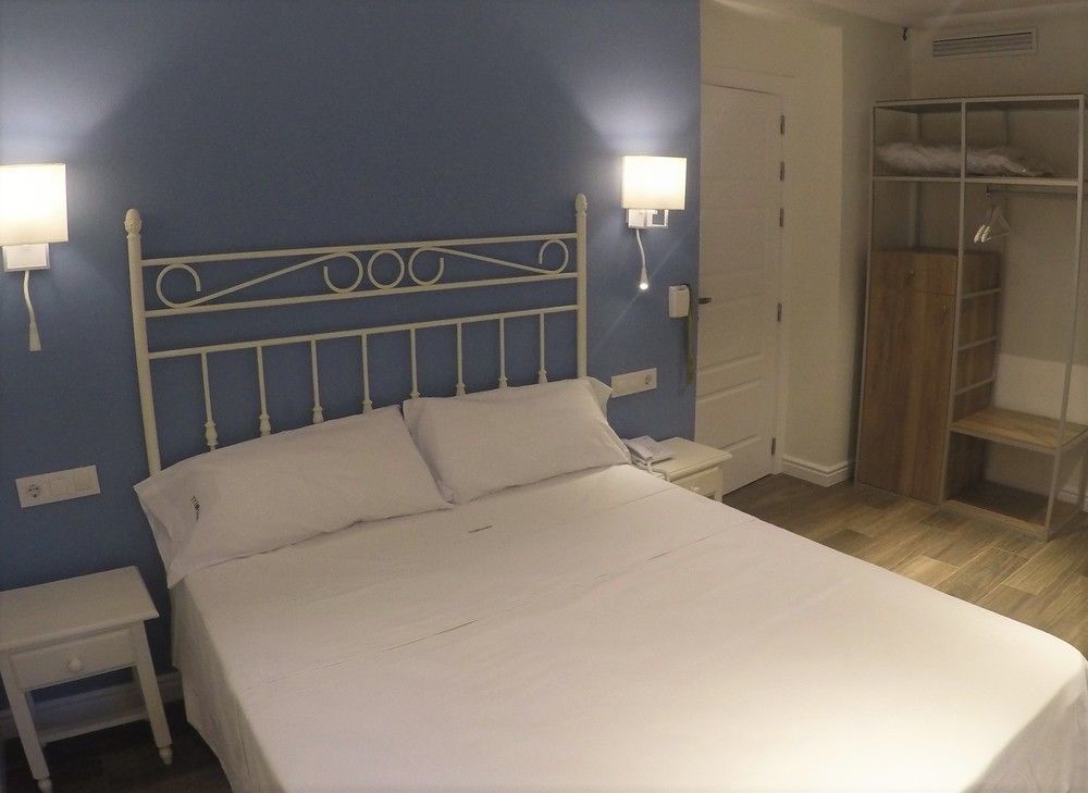 Apartamentos Mr La Racona Santa Llucia Luaran gambar