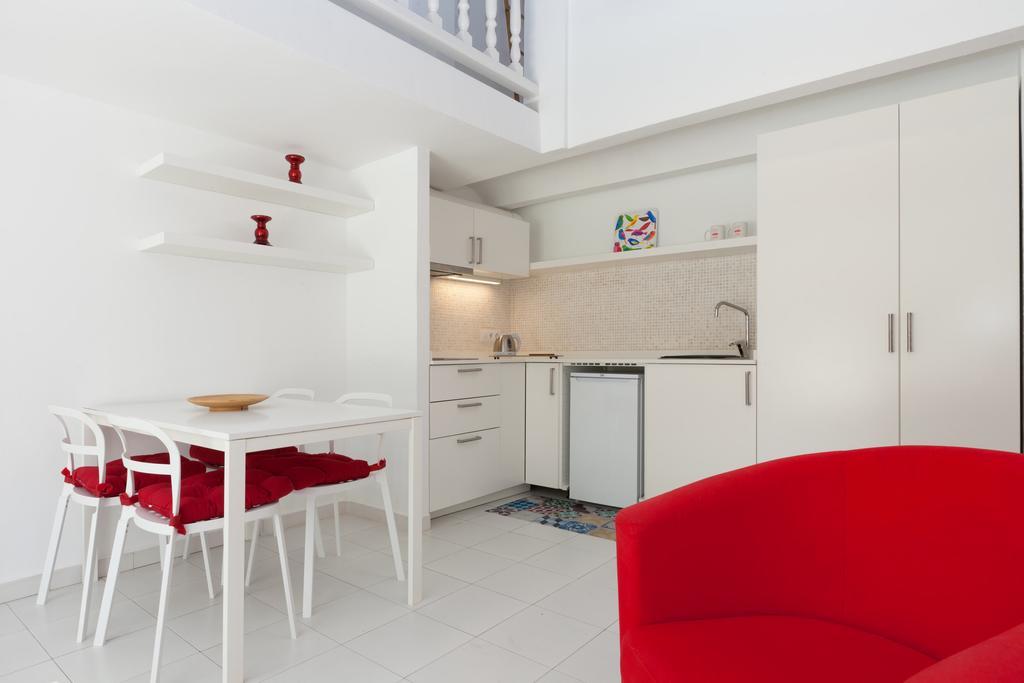 Apartamentos Mr La Racona Santa Llucia Luaran gambar